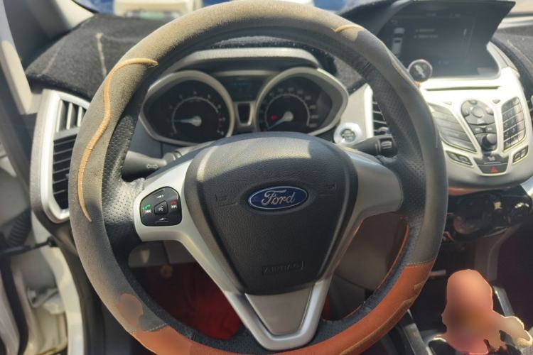 Used Ford EcoSport 2013 1.5L Automatic Prestige Model Steering Wheel