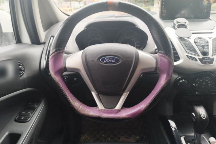 Used Ford EcoSport 2013 1.5L Automatic Fashion Model Steering Wheel