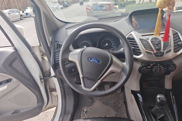 Used Ford EcoSport 2013 1.5L Manual Fashion Model Steering Wheel
