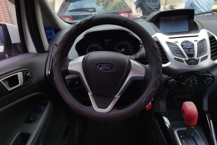 Used Ford EcoSport 2013 1.5L Automatic Fashion Model Steering Wheel