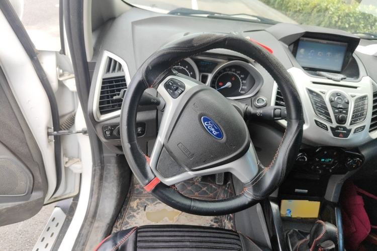 Used Ford EcoSport 2013 1.5L Manual Luxury Model Steering Wheel