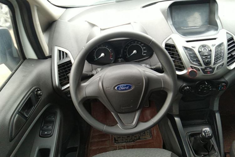 Used Ford EcoSport 2013 1.5L Manual Comfort Model Steering Wheel
