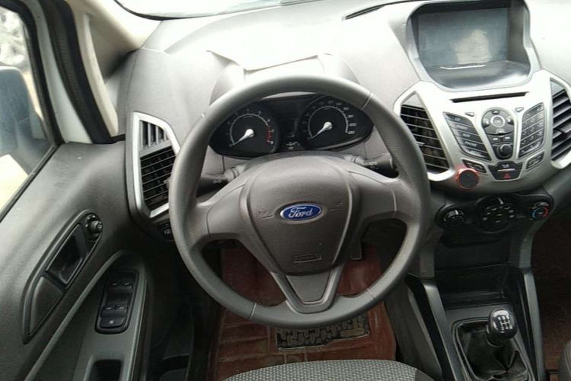 Used Ford EcoSport 2013 1.5L Manual Comfort Model Steering Wheel