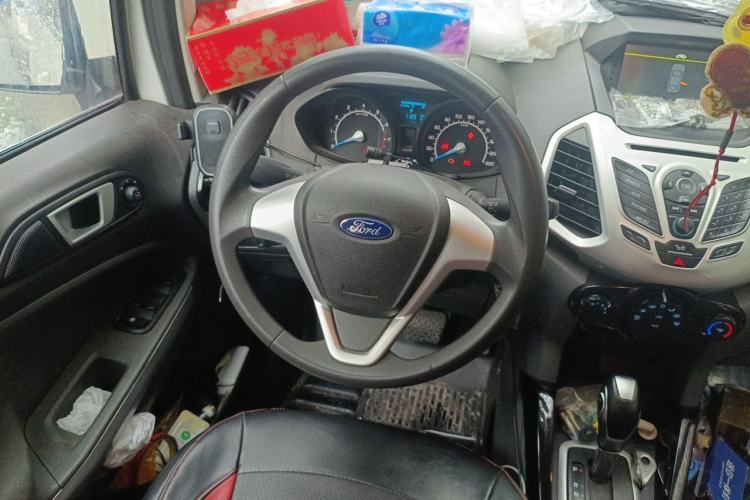 Used Ford EcoSport 2013 1.5L Automatic Fashion Model Steering Wheel