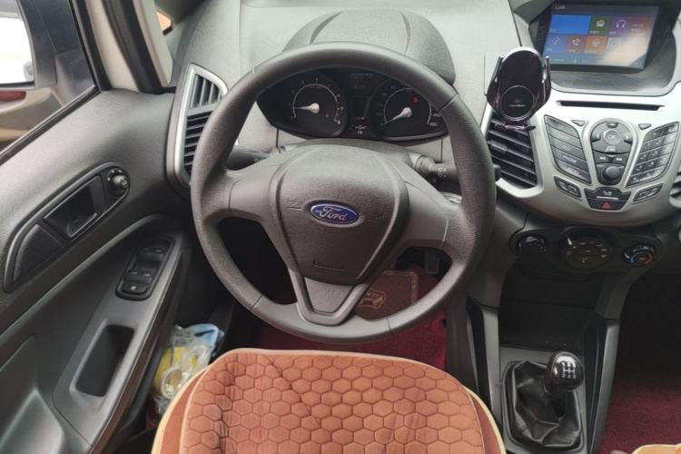 Used Ford EcoSport 2013 1.5L Manual Comfort Model Steering Wheel