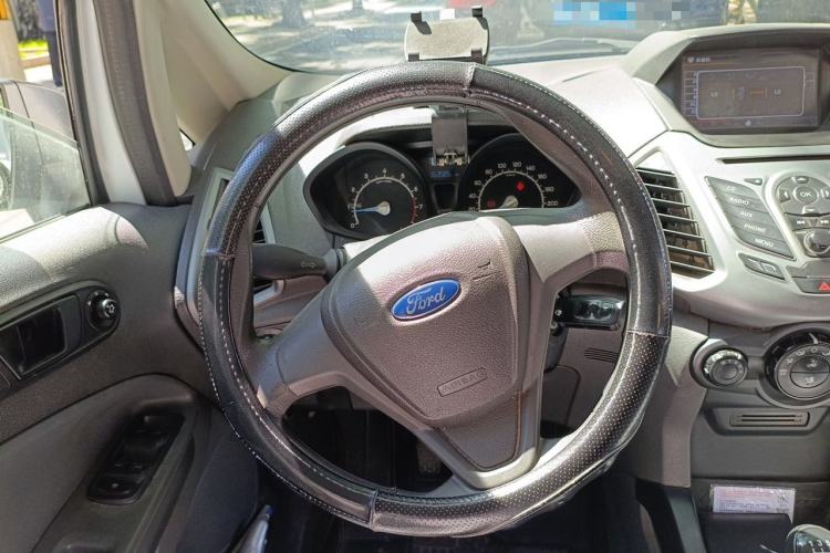 Used Ford EcoSport 2013 1.5L Manual Comfort Model Steering Wheel