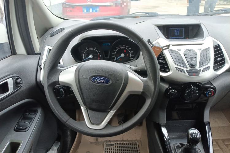 Used Ford EcoSport 2013 1.5L Manual Fashion Model Steering Wheel