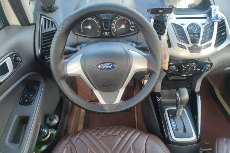 Used Ford EcoSport 2013 1.5L Automatic Fashion Model Steering Wheel