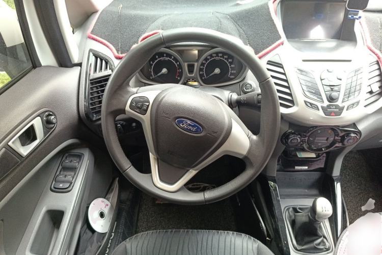 Used Ford EcoSport 2013 1.0L GTDi Manual Luxury Model Steering Wheel