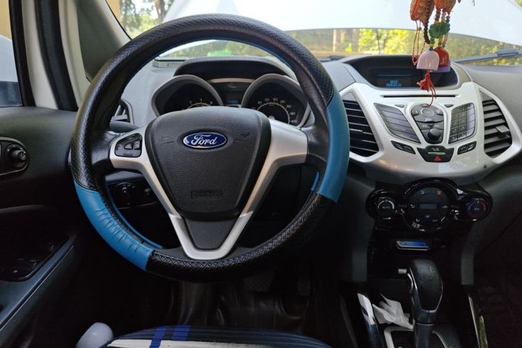 Used Ford EcoSport 2013 1.5L Automatic Prestige Model Steering Wheel