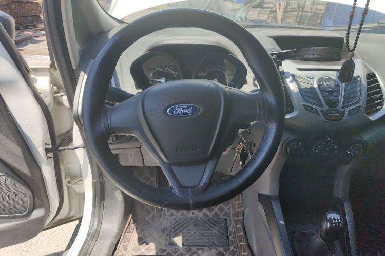 Used Ford EcoSport 2013 1.5L Manual Comfort Model Steering Wheel