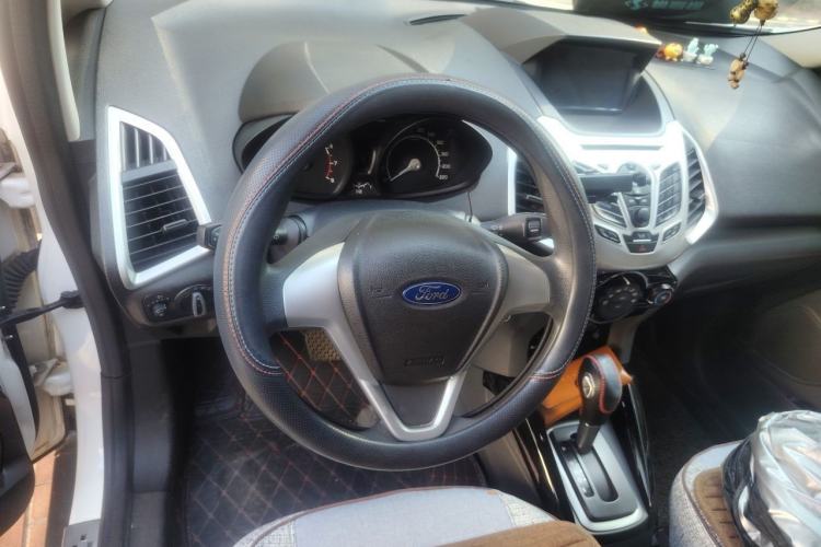 Used Ford EcoSport 2013 1.5L Automatic Fashion Model Steering Wheel