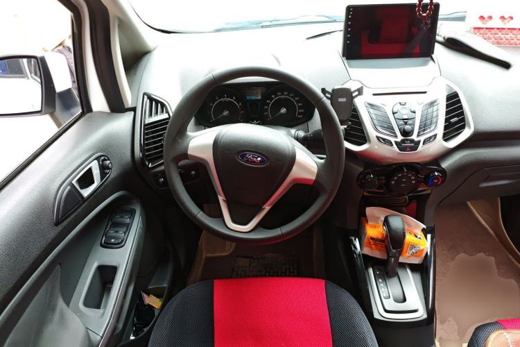 Used Ford EcoSport 2013 1.5L Automatic Fashion Model Steering Wheel