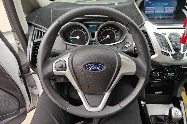 Used Ford EcoSport 2013 1.5L Manual Luxury Model Steering Wheel
