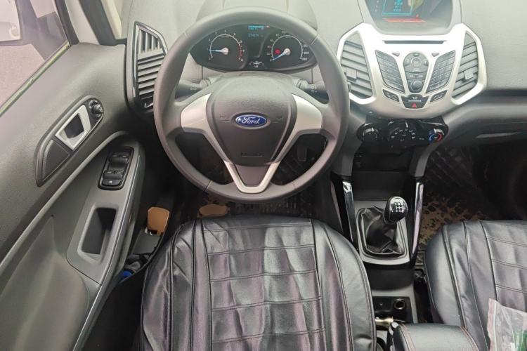 Used Ford EcoSport 2013 1.5L Manual Fashion Model Steering Wheel