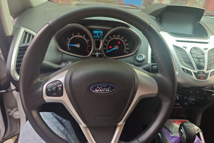 Used Ford EcoSport 2013 1.5L Automatic Prestige Model Steering Wheel