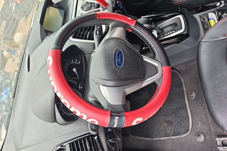 Used Ford EcoSport 2013 1.5L Automatic Fashion Model Steering Wheel
