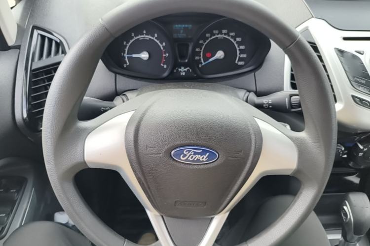 Used Ford EcoSport 2013 1.5L Automatic Fashion Model Steering Wheel