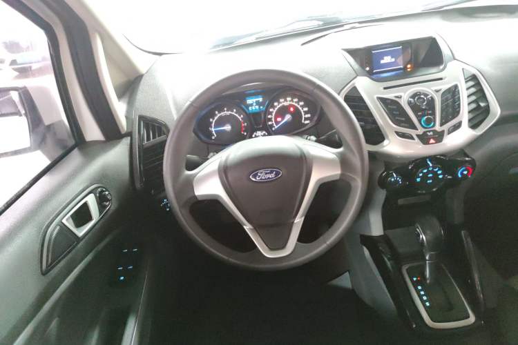 Used Ford EcoSport 2013 1.5L Automatic Fashion Model Steering Wheel