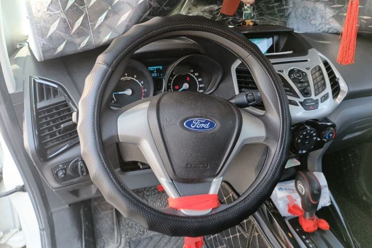 Used Ford EcoSport 2013 1.5L Automatic Fashion Model Steering Wheel