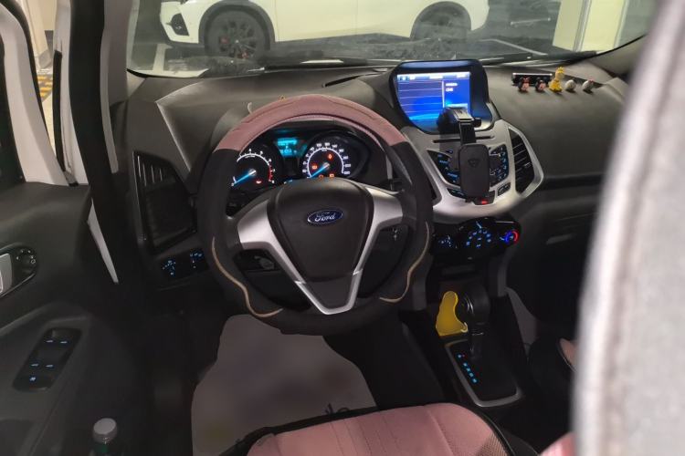 Used Ford EcoSport 2013 1.5L Automatic Fashion Model Steering Wheel