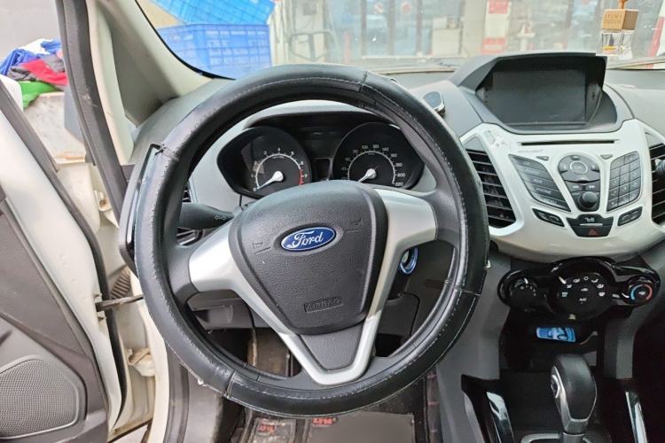 Used Ford EcoSport 2013 1.5L Automatic Fashion Model Steering Wheel