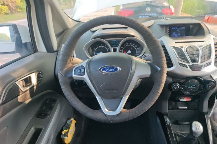 Used Ford EcoSport 2013 1.0L GTDi Manual Luxury Model Steering Wheel