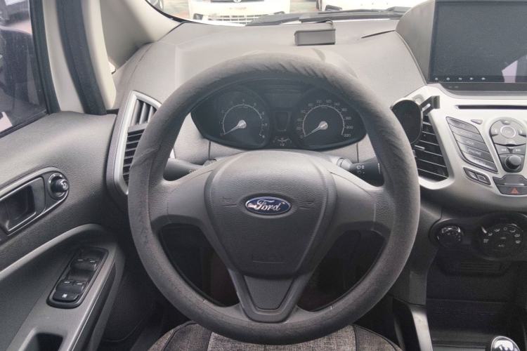 Used Ford EcoSport 2013 1.5L Manual Comfort Model Steering Wheel