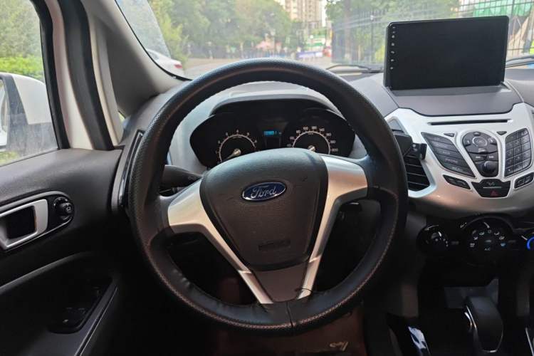 Used Ford EcoSport 2013 1.5L Automatic Fashion Model Steering Wheel