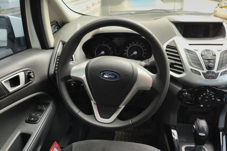 Used Ford EcoSport 2013 1.5L Automatic Fashion Model Steering Wheel