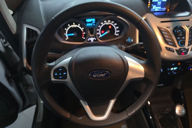 Used Ford EcoSport 2013 1.5L Manual Luxury Model Steering Wheel