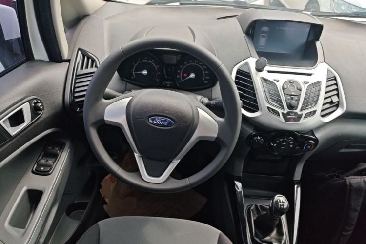 Used Ford EcoSport 2013 1.5L Manual Fashion Model Steering Wheel