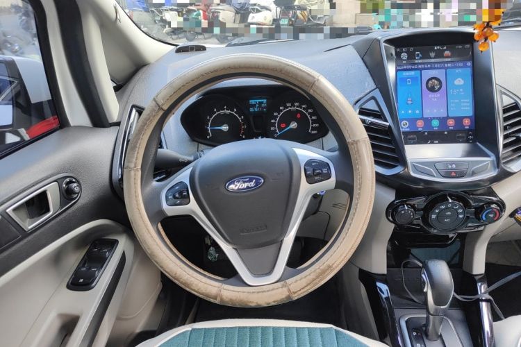 Used Ford EcoSport 2013 1.5L Automatic Fashion Model Steering Wheel