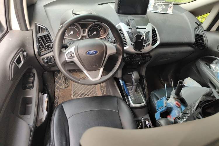 Used Ford EcoSport 2013 1.5L Automatic Prestige Model Steering Wheel