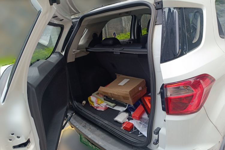 Used Ford EcoSport 2013 1.5L Automatic Fashion Model Trunk