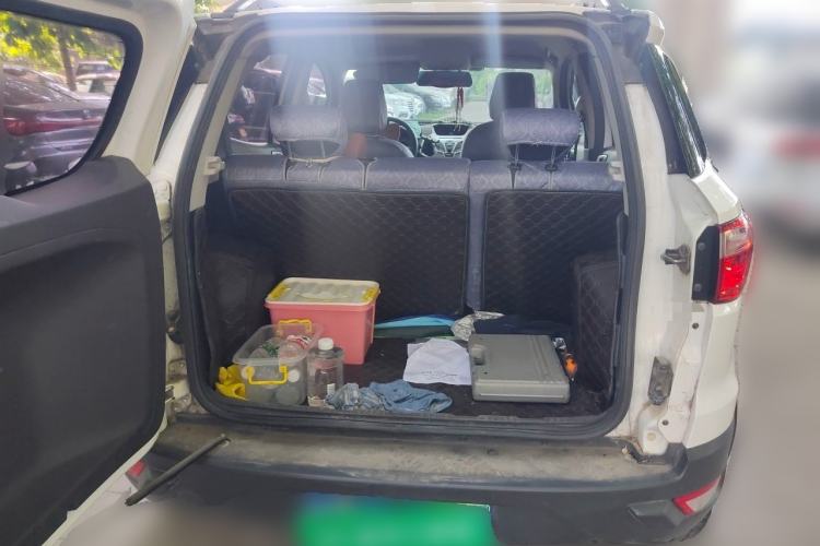 Used Ford EcoSport 2013 1.5L Automatic Fashion Model Trunk