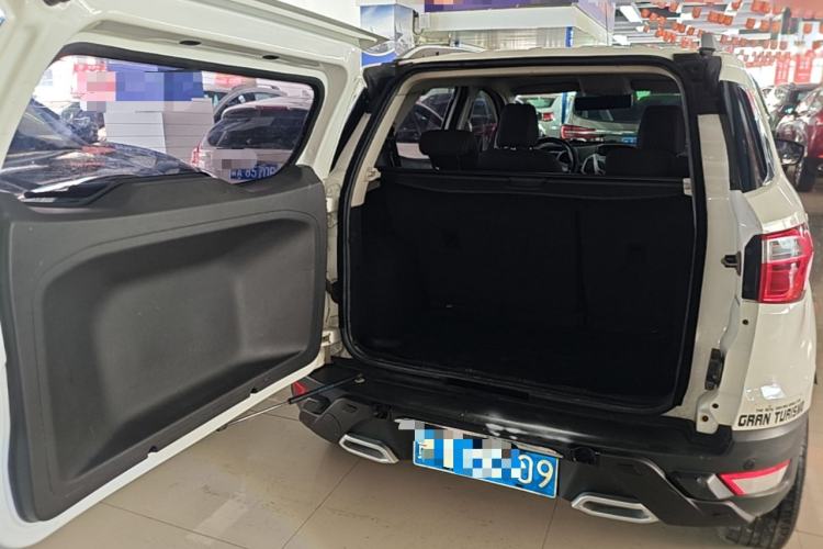 Used Ford EcoSport 2013 1.5L Manual Luxury Model Trunk
