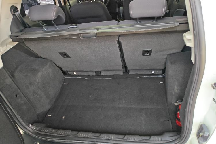 Used Ford EcoSport 2013 1.5L Automatic Fashion Model Trunk