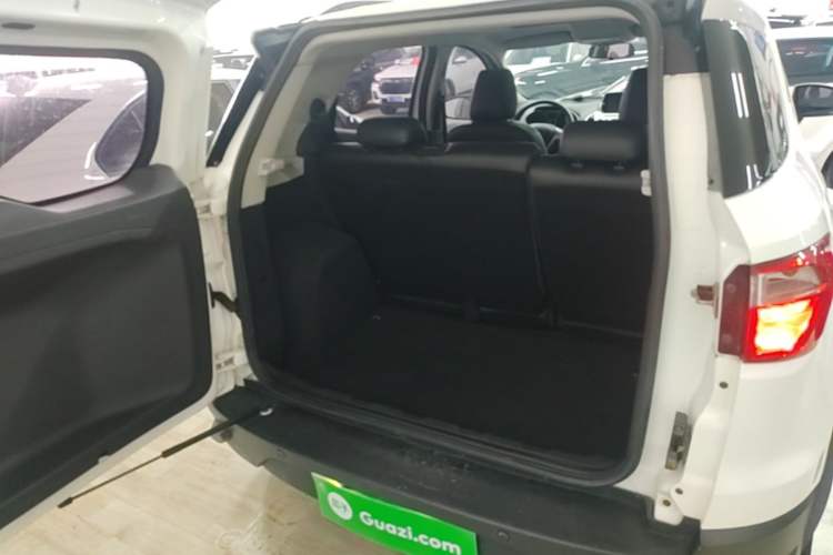 Used Ford EcoSport 2013 1.5L Automatic Prestige Model Trunk