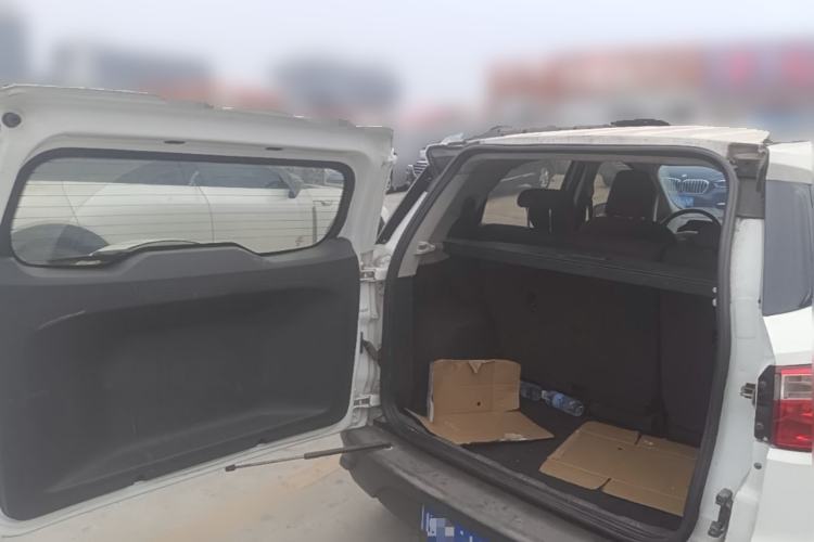 Used Ford EcoSport 2013 1.5L Automatic Fashion Model Trunk