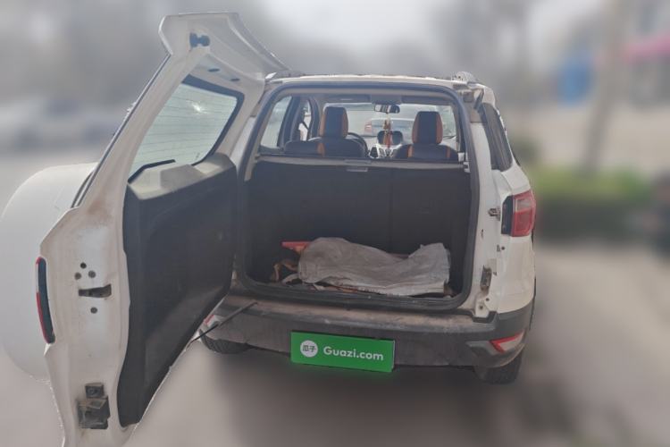 Used Ford EcoSport 2013 1.5L Manual Fashion Model Trunk