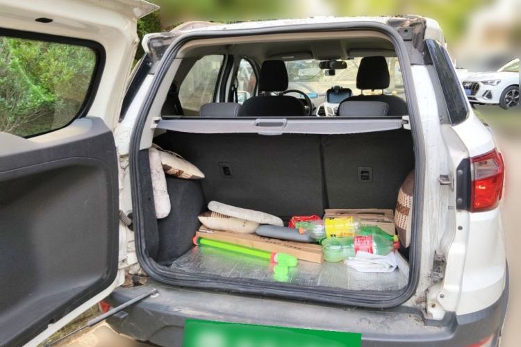 Used Ford EcoSport 2013 1.5L Automatic Fashion Model Trunk