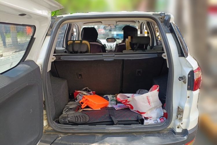 Used Ford EcoSport 2013 1.5L Manual Comfort Model Trunk