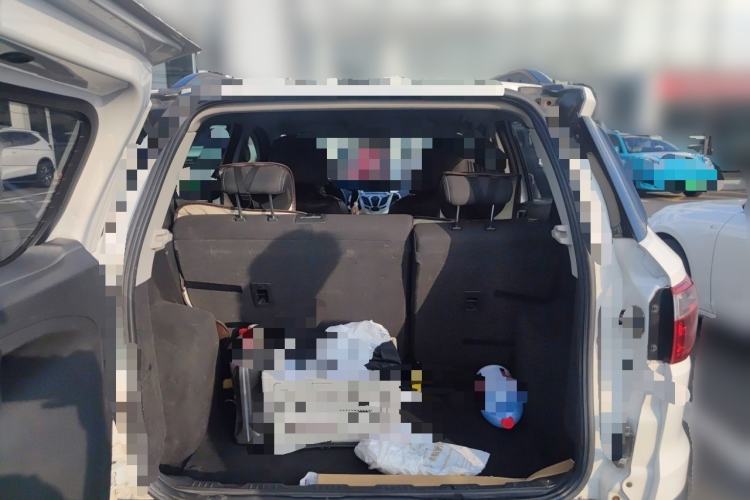 Used Ford EcoSport 2013 1.5L Automatic Fashion Model Trunk