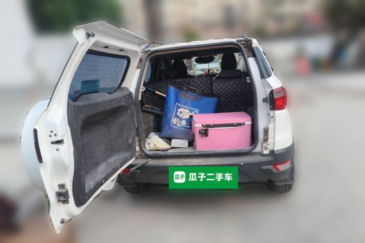 Used Ford EcoSport 2013 1.5L Manual Fashion Model Trunk