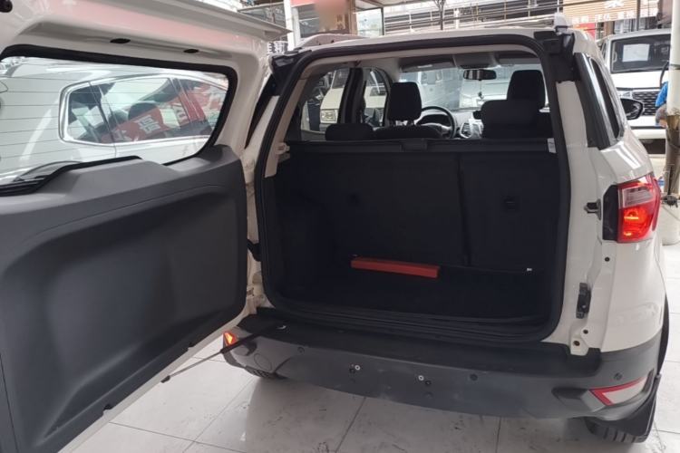 Used Ford EcoSport 2013 1.5L Automatic Fashion Model Trunk