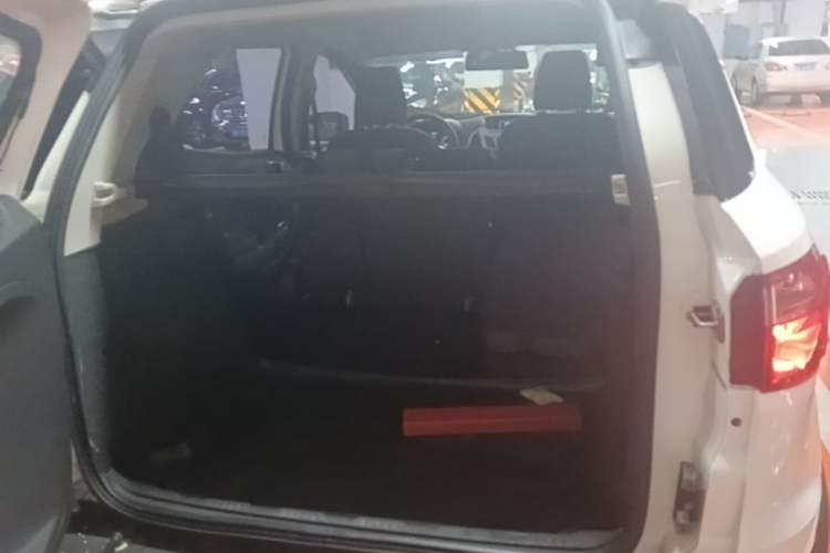 Used Ford EcoSport 2013 1.5L Automatic Fashion Model Trunk
