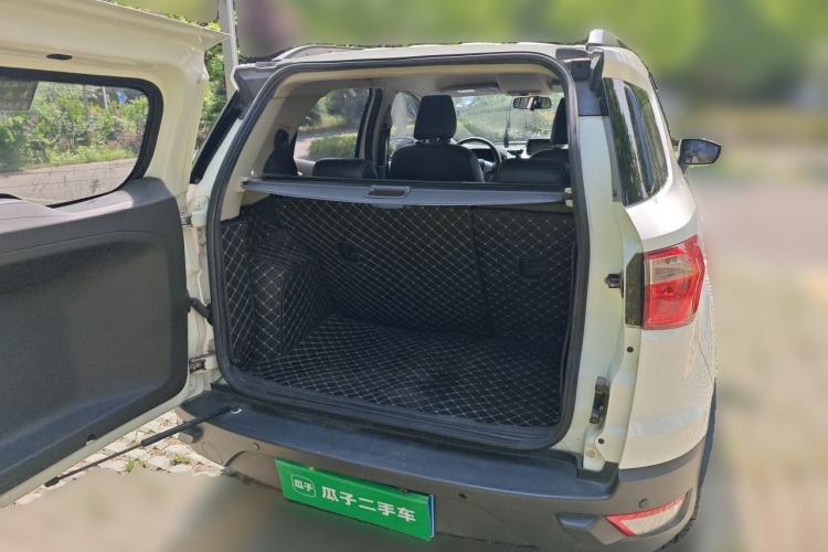 Used Ford EcoSport 2013 1.5L Automatic Fashion Model Trunk