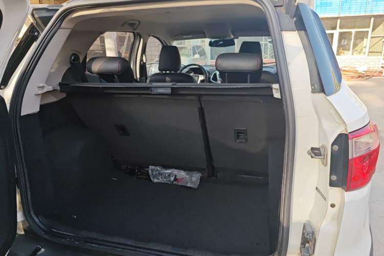Used Ford EcoSport 2013 1.5L Automatic Fashion Model Trunk