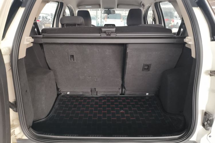 Used Ford EcoSport 2013 1.5L Automatic Fashion Model Trunk